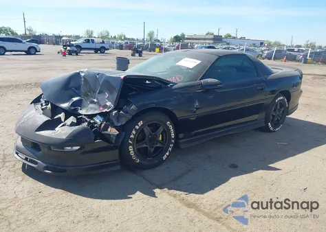 1997 Chevrolet Camaro Rs z USA, uszkodzony, nr VIN 2G1FP22K6V2107326